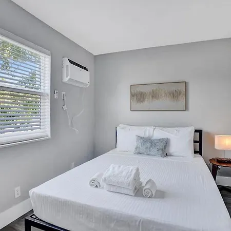 Rustic Retreats Cozy 1Br For 4 Guests In The Heart Of Fort Lauderdale